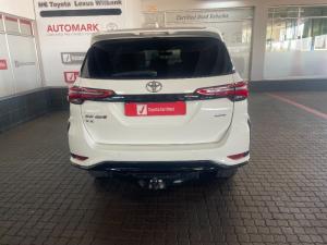 Toyota Fortuner 2.8 GD-6 4X4 VX automatic - Image 11