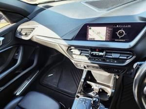BMW 118i automatic - Image 21