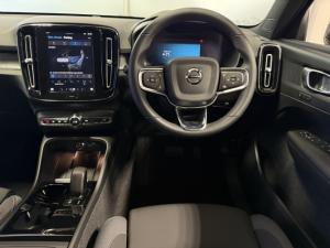 Volvo XC40 Recharge Single Motor Plus - Image 12