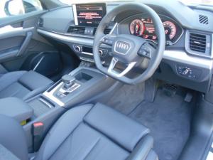 Audi Q5 40TDI quattro Advanced - Image 6