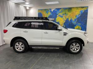 Ford Everest 3.2TDCi 4WD Limited - Image 4
