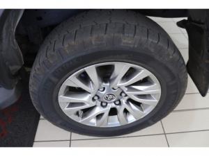 Toyota Fortuner 2.8GD-6 4X4 automatic - Image 9