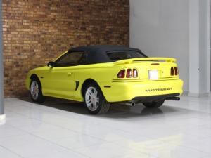 Ford Mustang 5.0 GT convertible auto - Image 14