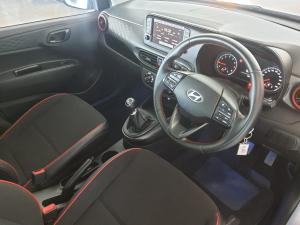 Hyundai Grand i10 1.0 Fluid hatch manual - Image 6