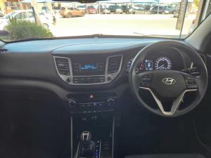 Hyundai Tucson 2.0 Premium automatic - Image 7