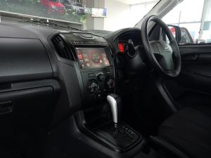 Isuzu D-Max 250 double cab Hi-Ride auto - Image 5
