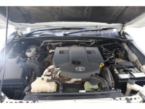 Toyota Hilux 2.4 GDS/C - Image 14