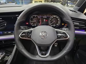 Volkswagen Touareg V6 TDI Executive R-Line - Image 20