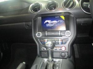 Ford Mustang 5.0 GT automatic - Image 14