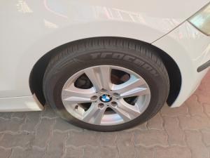 BMW 1 Series 118i 5-door - Image 9