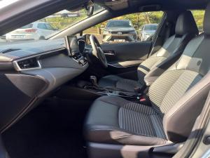 Toyota Corolla 1.8 Hybrid XS - Image 7