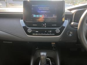 Toyota Corolla 1.8 Hybrid XS - Image 8