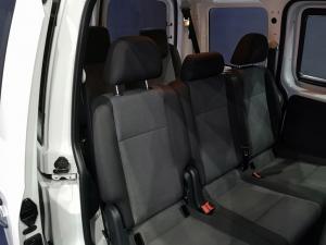 Volkswagen Caddy 1.6 crew bus - Image 10