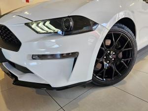 Ford Mustang 2.3T fastback - Image 13