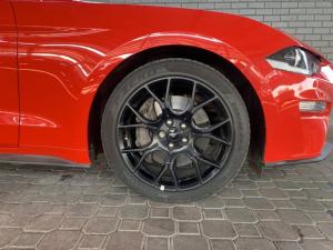 Ford Mustang 2.3T fastback - Image 11