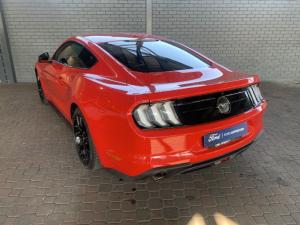 Ford Mustang 2.3T fastback - Image 3