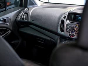 Ford Tourneo Connect 1.0T Trend - Image 13