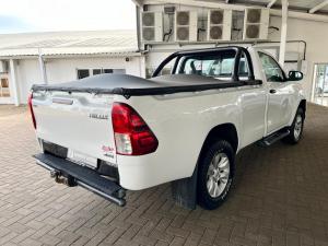 Toyota Hilux 2.4GD-6 4x4 SRX - Image 3