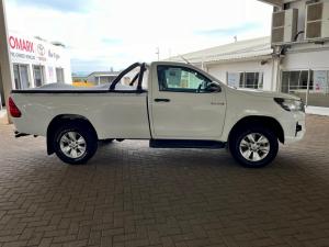 Toyota Hilux 2.4GD-6 4x4 SRX - Image 4