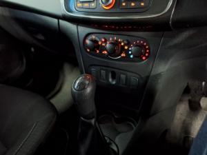 Renault Sandero 66kW turbo Expression (aircon) - Image 10