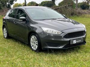 Ford Focus hatch 1.0T Ambiente - Image 1