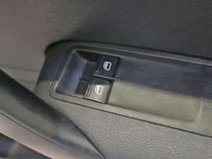 Volkswagen Polo Vivo hatch 1.4 Trendline - Image 17