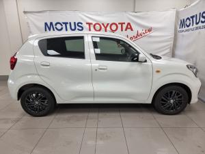 Toyota Vitz 1.0 XR auto - Image 3