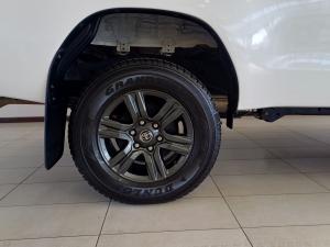 Toyota Hilux 2.8GD-6 single cab Raider auto - Image 9