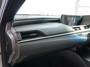 Lexus ES 250 EX - Image 13