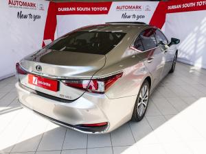 Lexus ES 250 EX - Image 4