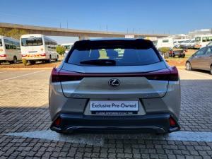 Lexus UX 250h F-SPORT - Image 2