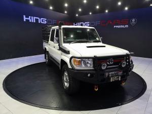 2016 Toyota Land Cruiser 79 4.5D-4D V8 double cab LX