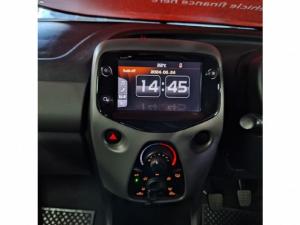 Peugeot 108 1.0 Active - Image 9
