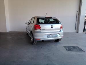 Volkswagen Polo Vivo hatch 1.6 Highline - Image 16