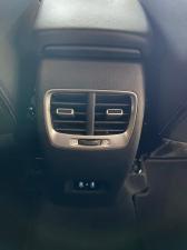 Hyundai Venue 1.0T Fluid auto - Image 10
