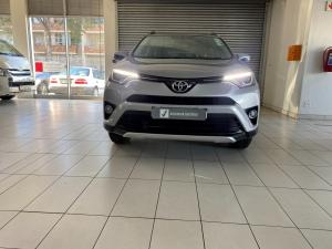 Toyota RAV4 2.0 GX auto - Image 5