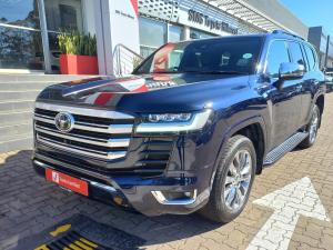 Toyota Land Cruiser 300 3.5T ZX - Image 11