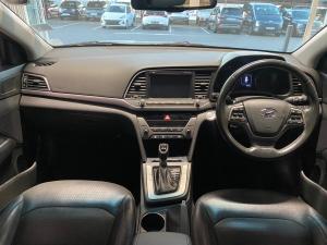 Hyundai Elantra 2.0 Elite - Image 4