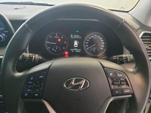 Hyundai Tucson 2.0CRDi Elite - Image 8