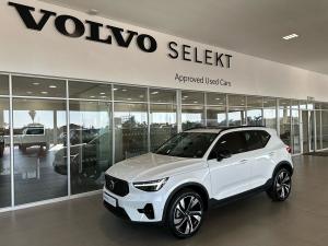 2024 Volvo XC40 B3 Ultimate Dark