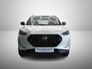 Nissan Magnite 1.0 Turbo Acenta Kuro manual - Image 2