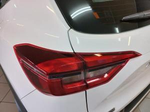 Nissan Magnite 1.0 Turbo Acenta Kuro manual - Image 9