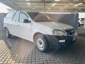 2023 Nissan NP200 1.6i safety pack