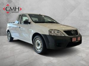 2022 Nissan NP200 1.6i safety pack (aircon)