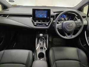 Toyota Corolla 1.8 Hybrid XR - Image 8