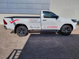 Toyota Hilux 2.4GD-6 single cab Raider manual - Image 3