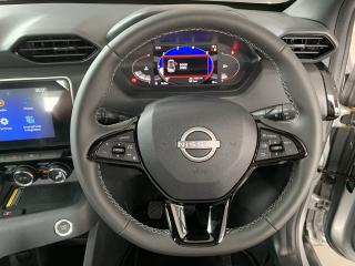 Nissan Magnite 1.0 Turbo Acenta Kuro manual