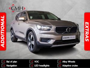 2022 Volvo XC40 T3 Momentum auto