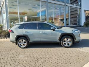 Toyota RAV4 2.0 GX-R AWD - Image 4