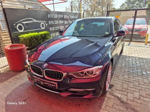 2014 BMW 3 Series 320i Luxury auto